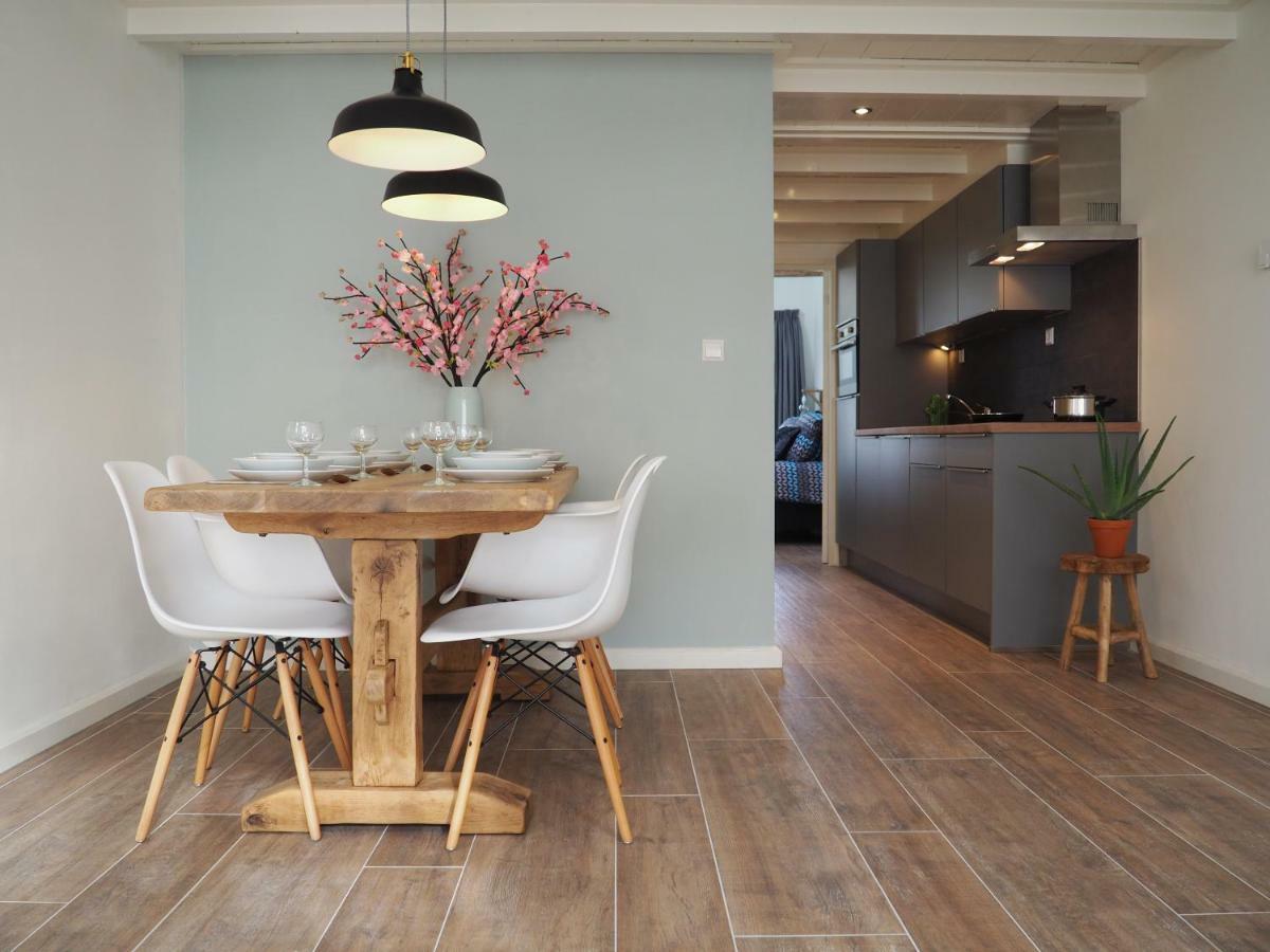 Apartment Aan De Ee Jelsum